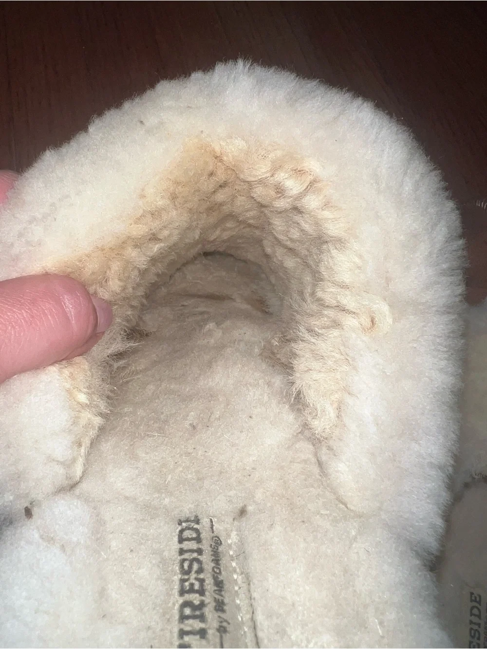 Fireside by Dearfoams Women’s Brown winter  Suede Shearling Slippers Size 8